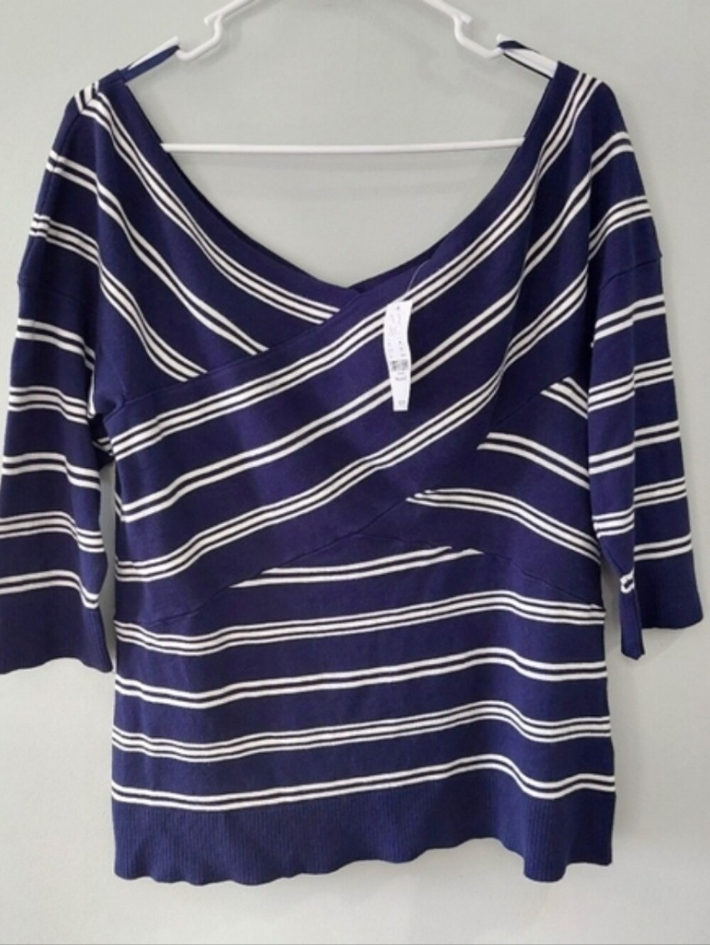 7th Avenue New York & Co. Top XXL Navy Blue White Stripe Soft V-neck 1/2 Sleeve